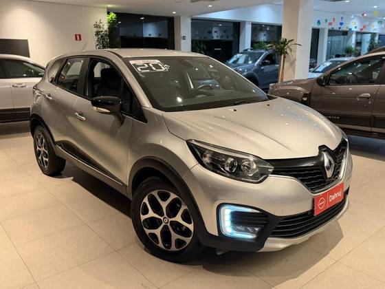 RENAULT CAPTUR 2.0 16V HI-FLEX INTENSE AUTOMÁTICO RENAULT CAPTUR 2.0 16V HI-FLEX INTENSE AUTOMÁTICO